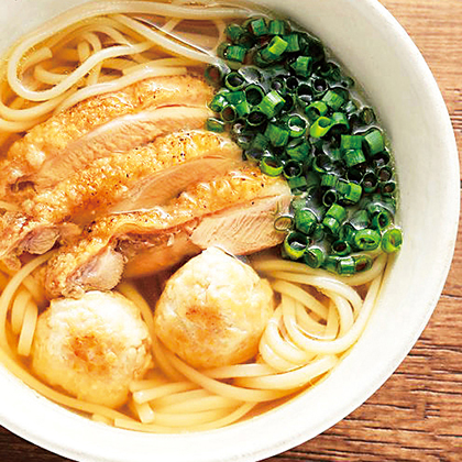 旨い鶏だしで食べる鶏うどん2人前